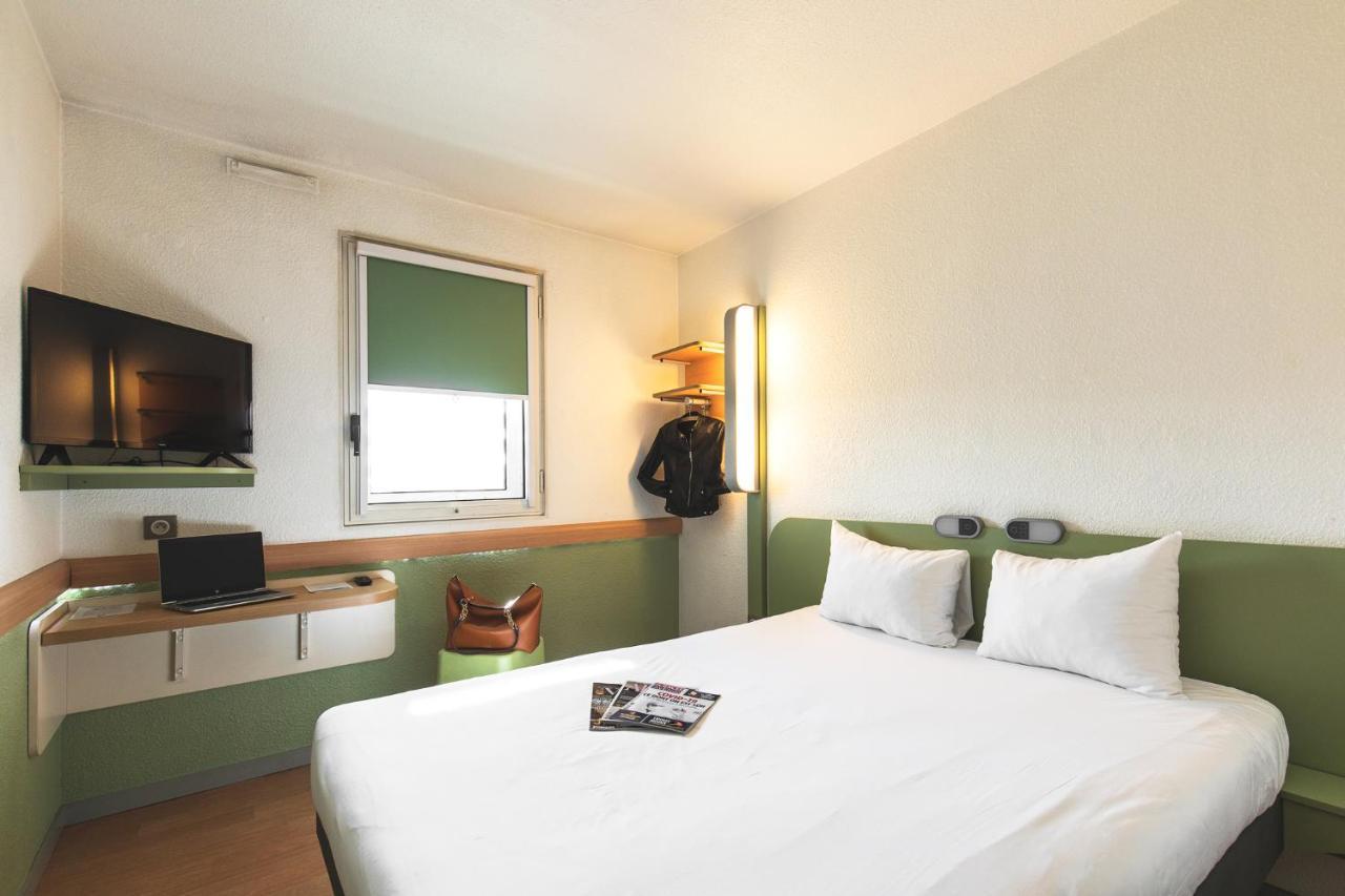 Ibis Budget Lyon Centre Confluence Esterno foto