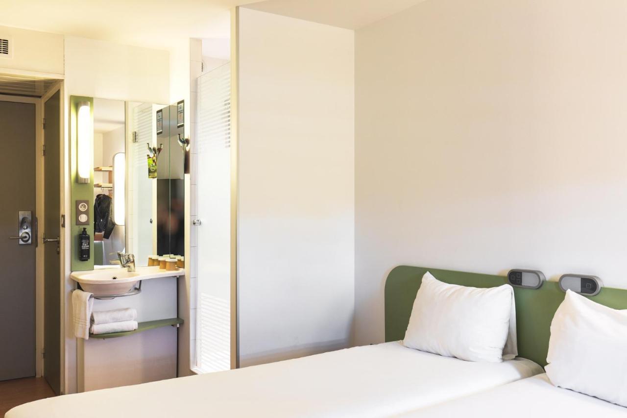 Ibis Budget Lyon Centre Confluence Esterno foto