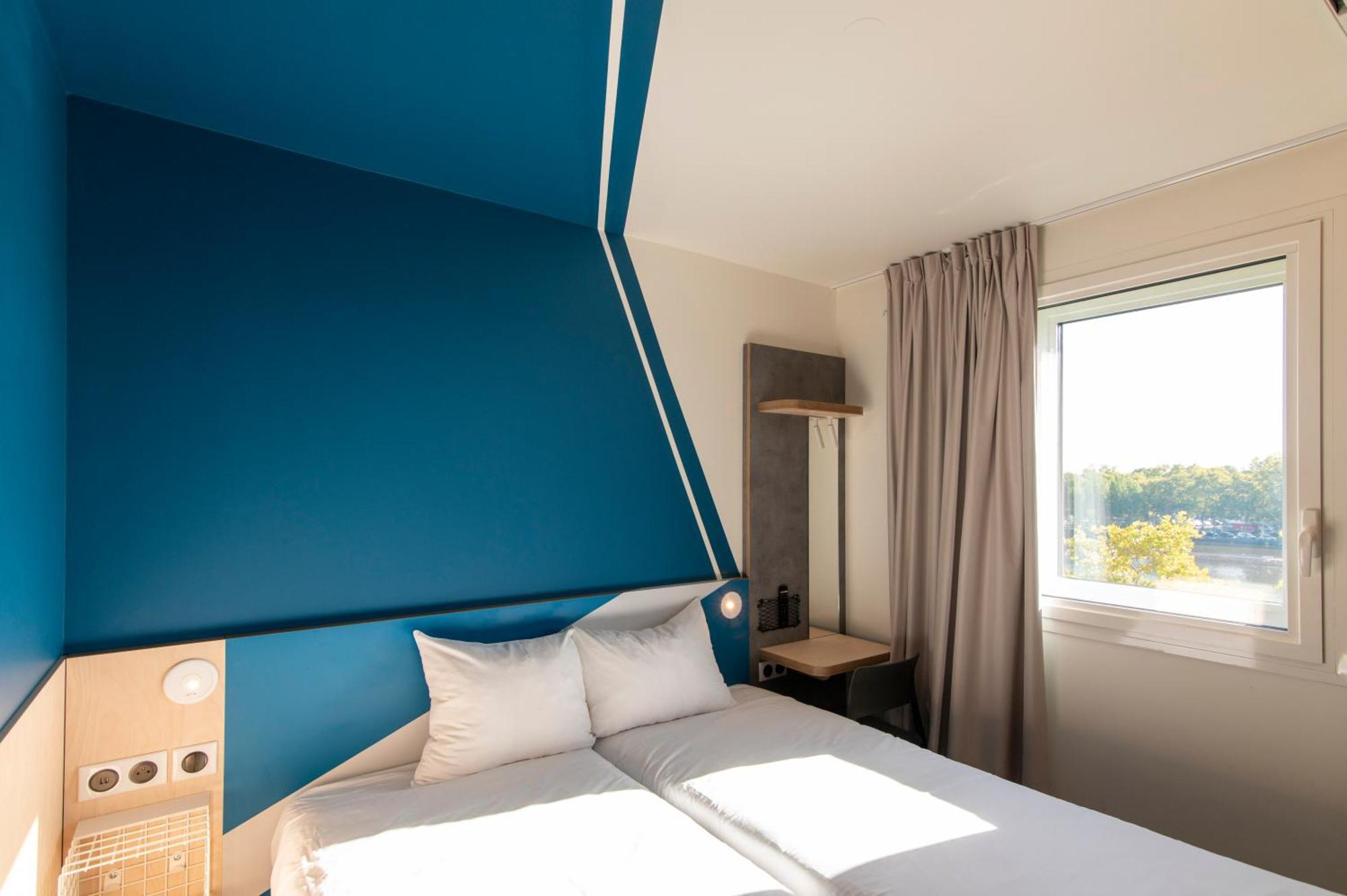 Ibis Budget Lyon Centre Confluence Esterno foto