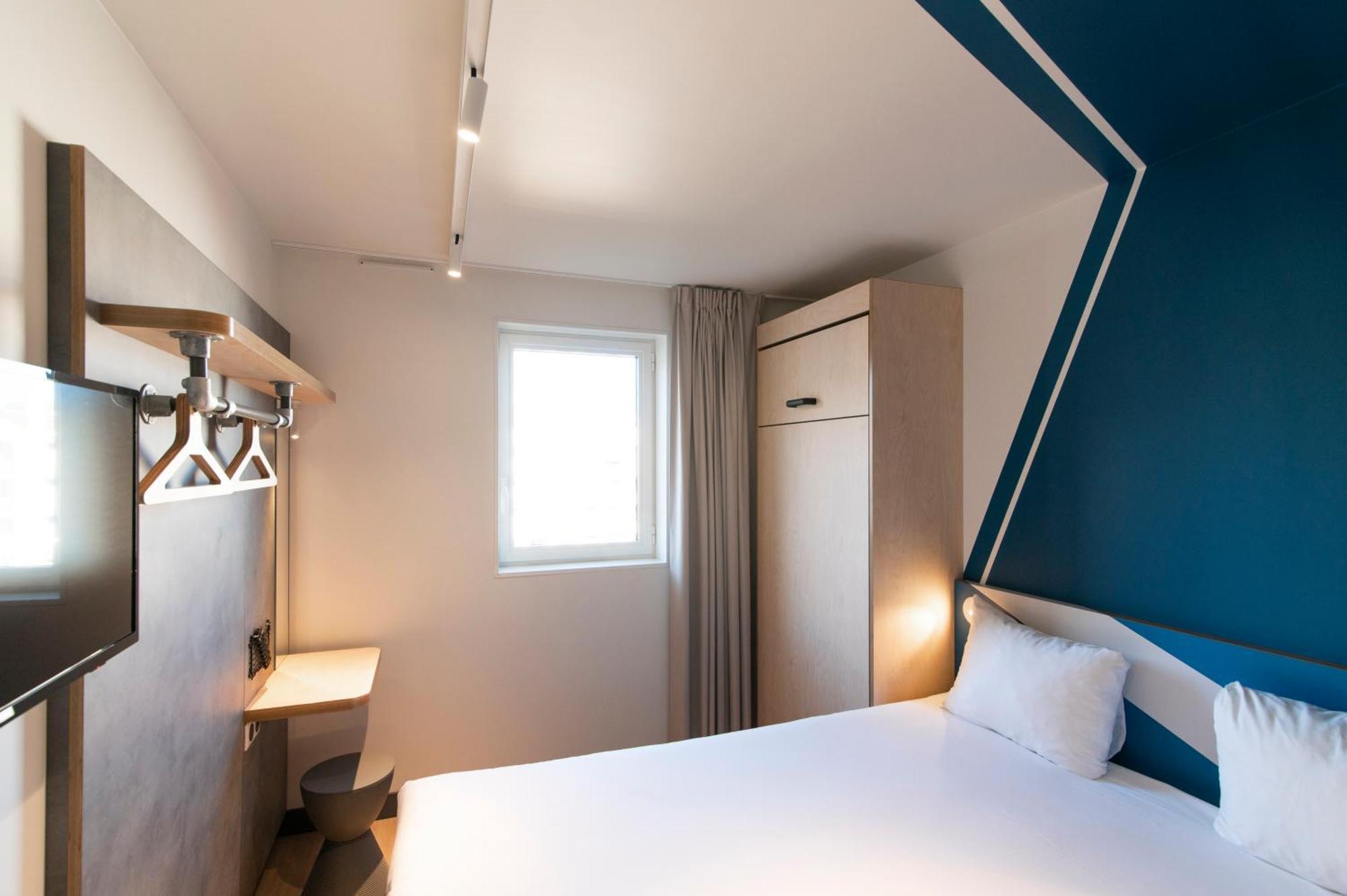 Ibis Budget Lyon Centre Confluence Esterno foto